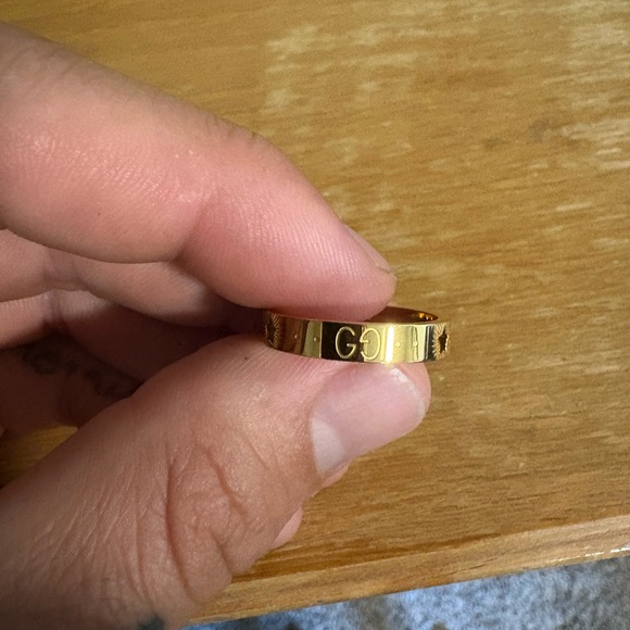 Gucci Gold Ring - Picture 1 of 2